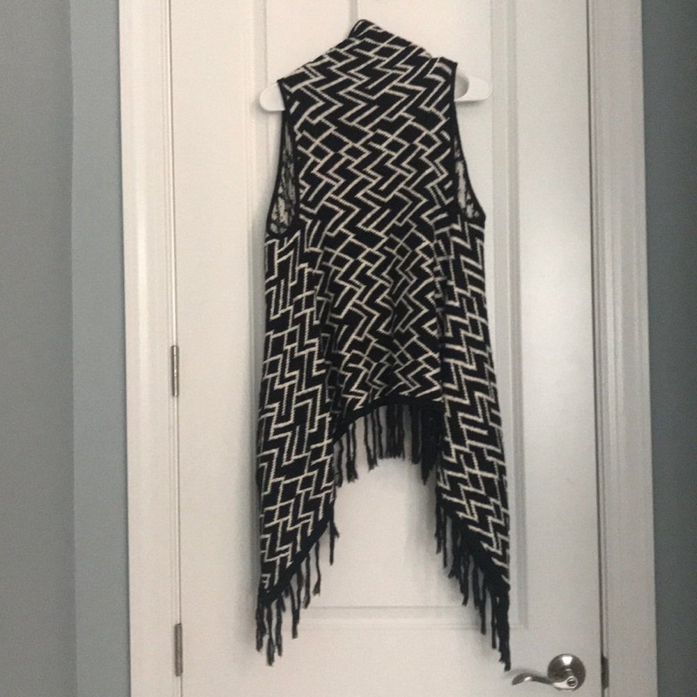 Shawl - Picture 3 of 3